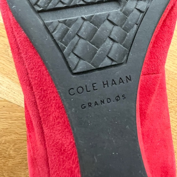 Authentic Cole Haan women’s Sloane shoes. grand OS. Size 8.5. Red Suede. - Picture 6 of 7